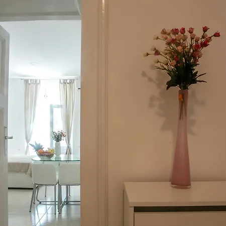Natalie'S Apartment Belgrade Exterior photo