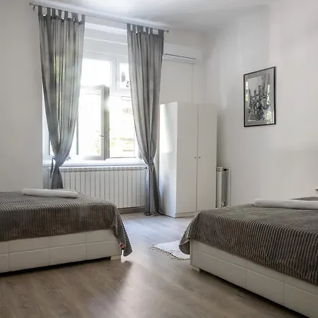 Natalie'S Apartment Belgrade Exterior photo